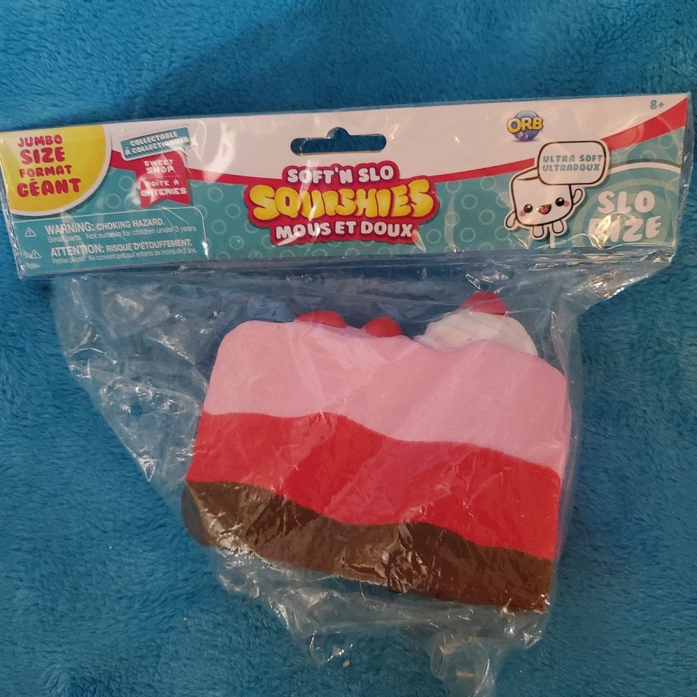Soft'N Slo Jumbo Cake Slice Squishy